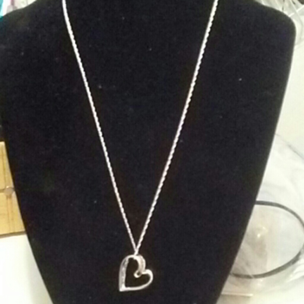STERLING SILVER HEART NECKLACE